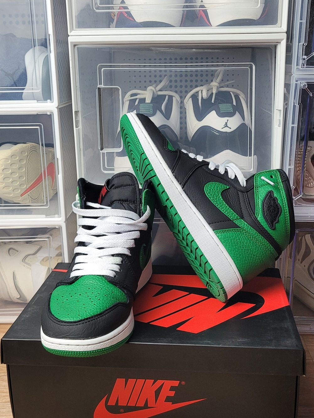 Jordan 1 Retro OG High Pine Green 2.0 - Size 6.5y